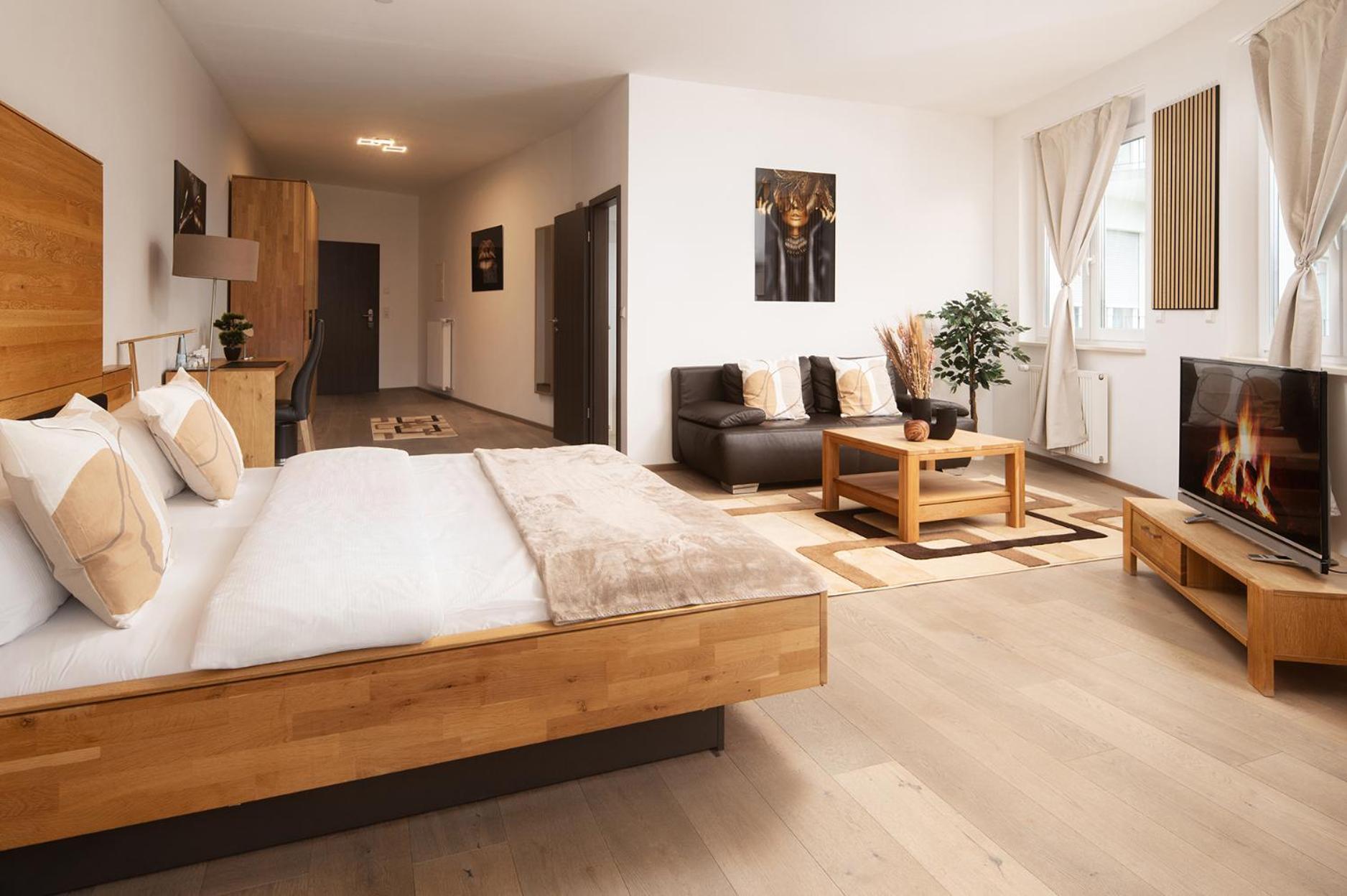 Hotel Vier Jahreszeiten Therme & Kliniken Bad Krozingen Naehe Freiburg & Schwarzwald Ideal Fuer Wellness Kur & Business Ausfluege 24H Check In- Wlan & Parken Gratis Exteriér fotografie