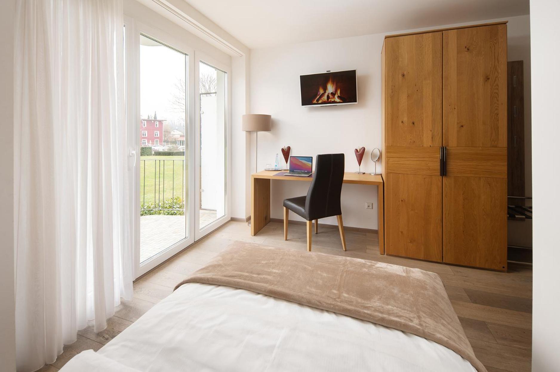 Hotel Vier Jahreszeiten Therme & Kliniken Bad Krozingen Naehe Freiburg & Schwarzwald Ideal Fuer Wellness Kur & Business Ausfluege 24H Check In- Wlan & Parken Gratis Exteriér fotografie